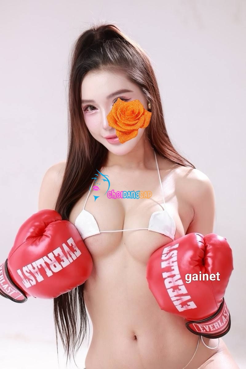 Em bé hot tictoker. Võ sĩ chịch thủ. Ngọt thơm nước nôi trần trề
