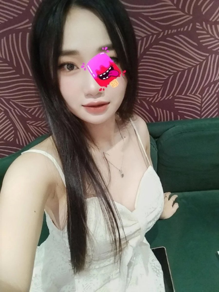 963729.jpg