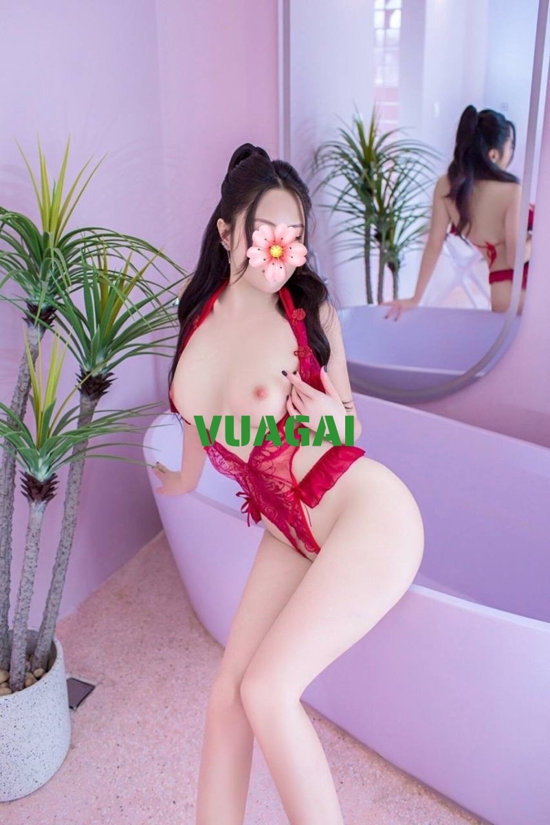 Hot..hot..hot. gái gọi siêu xinh. Chơi đủ tư thế