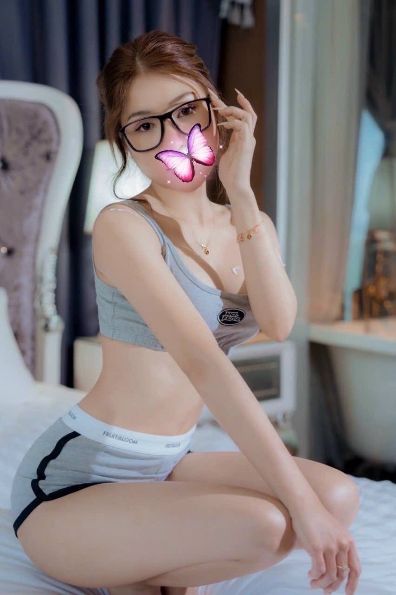 Gái gọi Hà đông ngọt ngào làm tình cực đỉnh phục vụ khách chu đáo nhiệt tình ạ