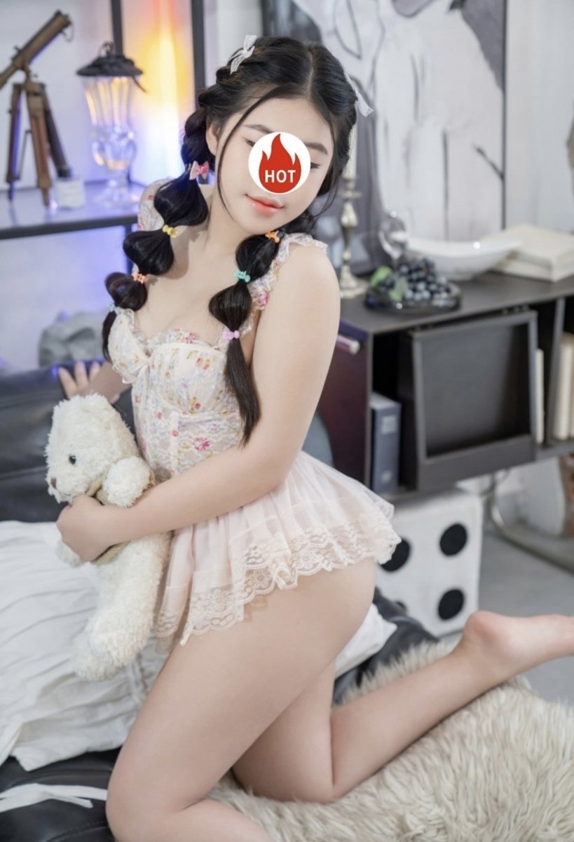 Hồng Nhung ❤️ SIÊU XINH SIÊU DỄ THƯƠNG CỰC ĐÃ Tình Cảm Trắng Xinh