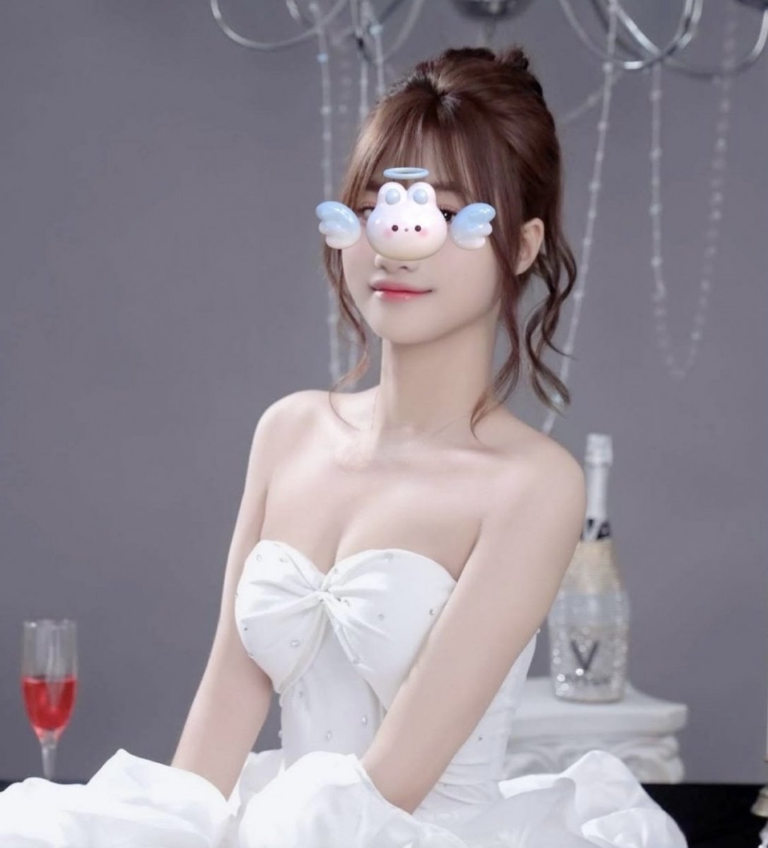 Gái xinh Huyền Anh_ Body cực phẩm, làm tình cực phê