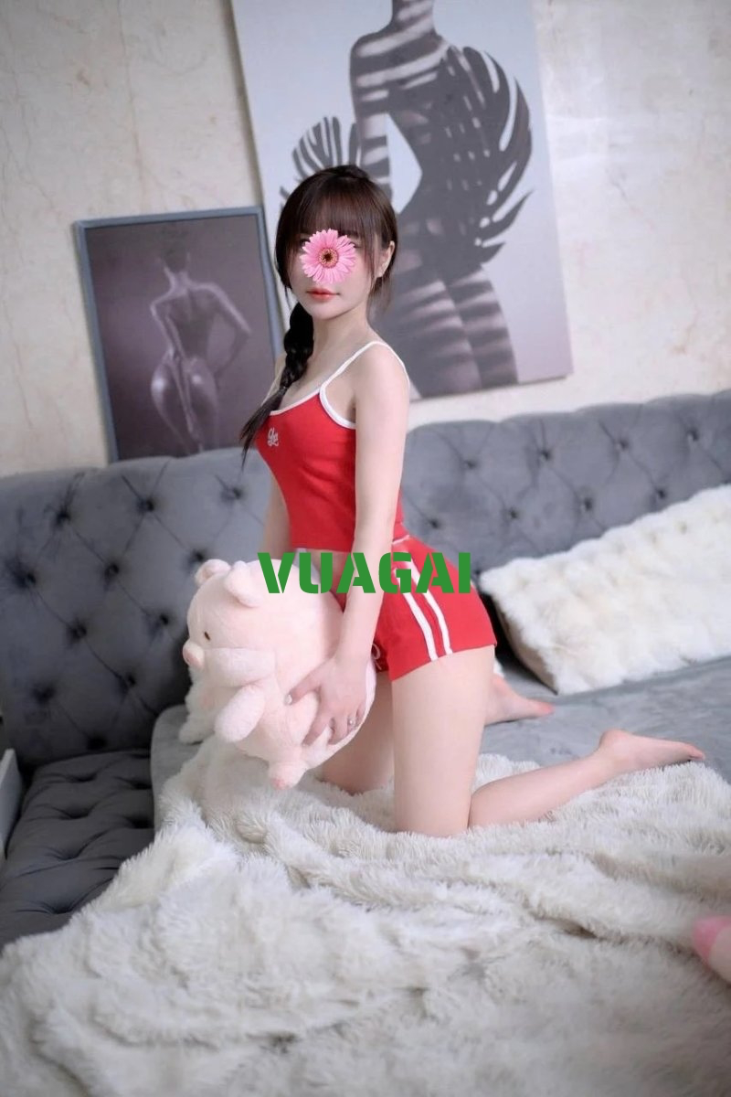 Gái gọi Mê Linh em gái miền trung mới bước chân vào nghề😍